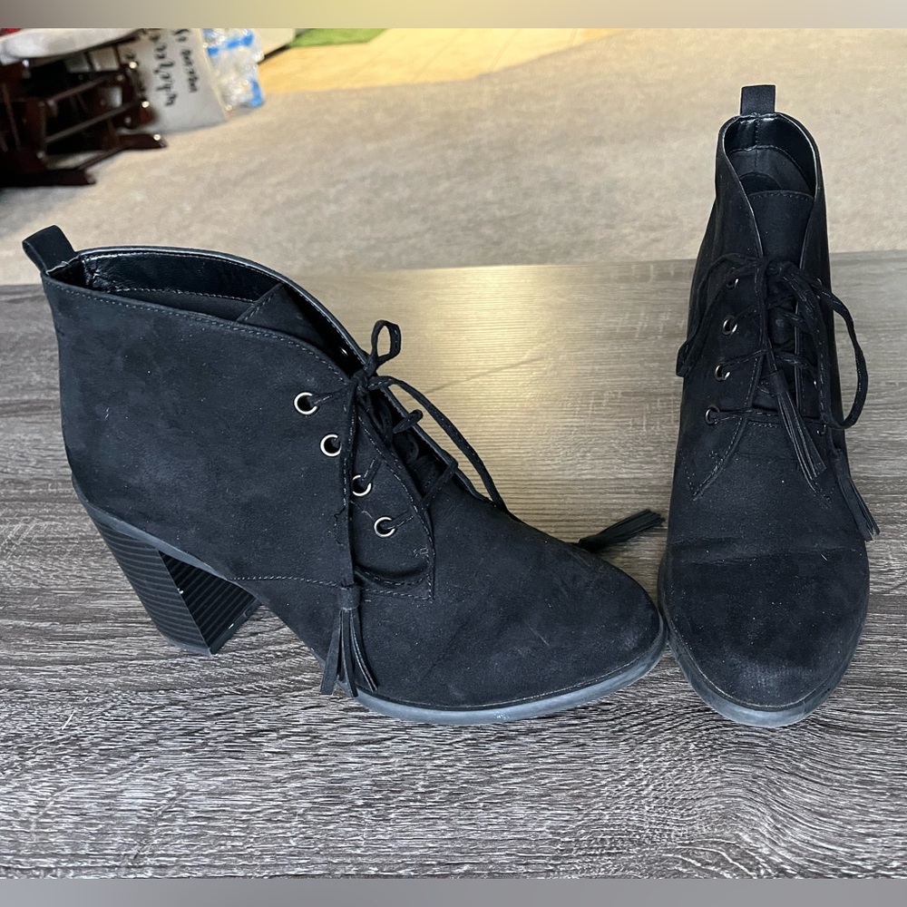 A.N.A. - A New Approach booties with 2.5 inch thick heel.